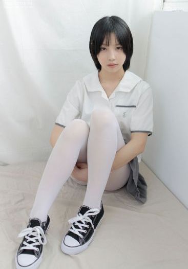 妻子的背叛中文翻译