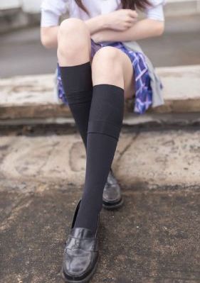 二级黄色