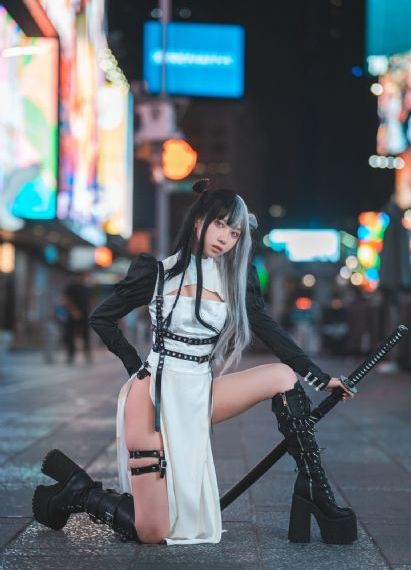裙子里面的是怪兽
